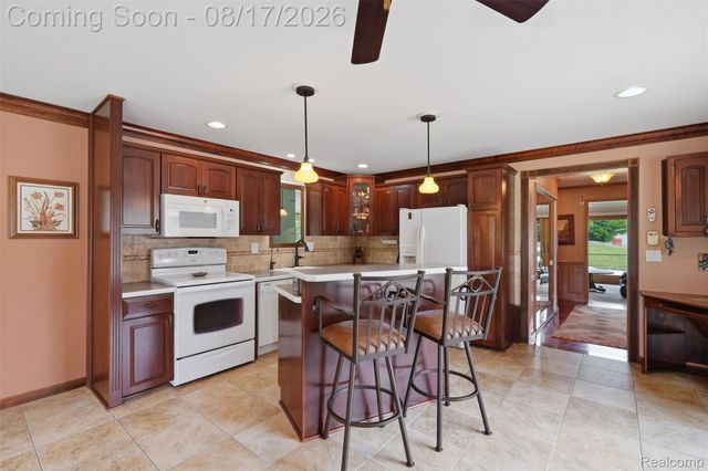 10286 7 Mile Road, Salem Township, MI 48167