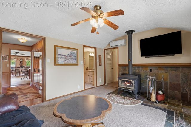 10286 7 Mile Road, Salem Township, MI 48167