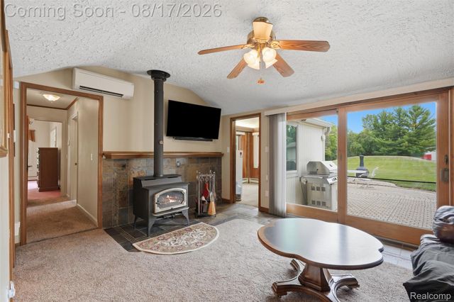 10286 7 Mile Road, Salem Township, MI 48167