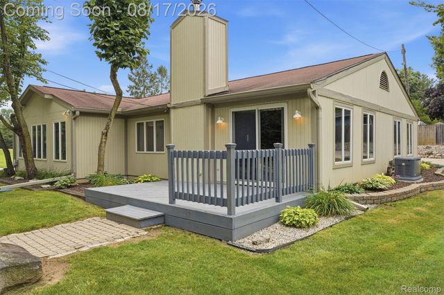 10286 7 Mile Road, Salem Township, MI 48167