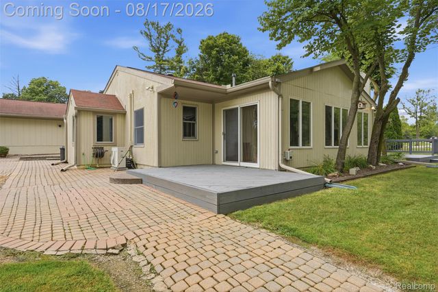 10286 7 Mile Road, Salem Township, MI 48167