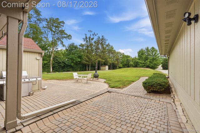 10286 7 Mile Road, Salem Township, MI 48167