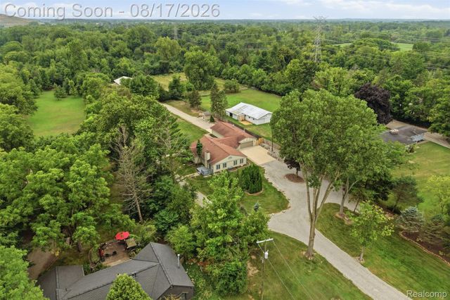 10286 7 Mile Road, Salem Township, MI 48167