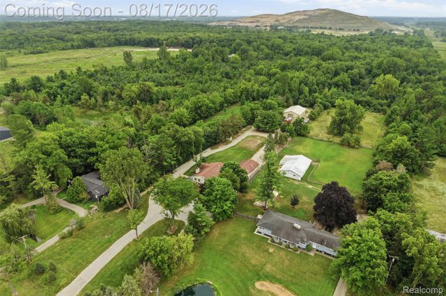 10286 7 Mile Road, Salem Township, MI 48167