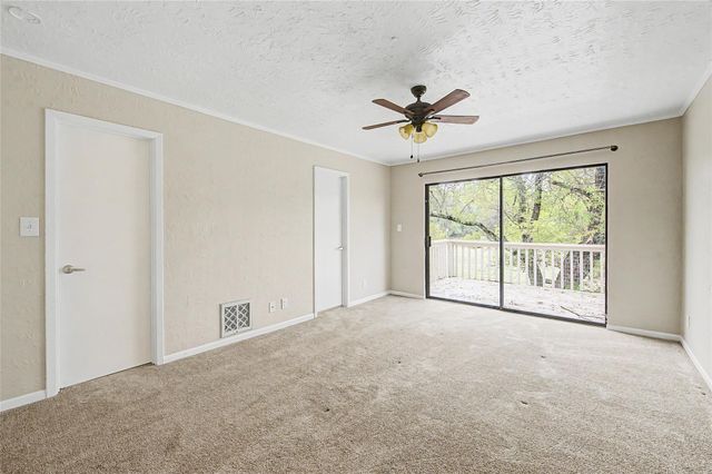 41 Cypress Fairway VLG, Wimberley, TX 78676