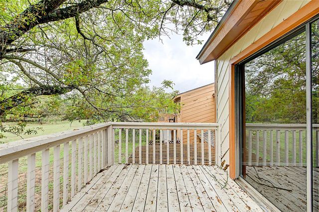 41 Cypress Fairway VLG, Wimberley, TX 78676