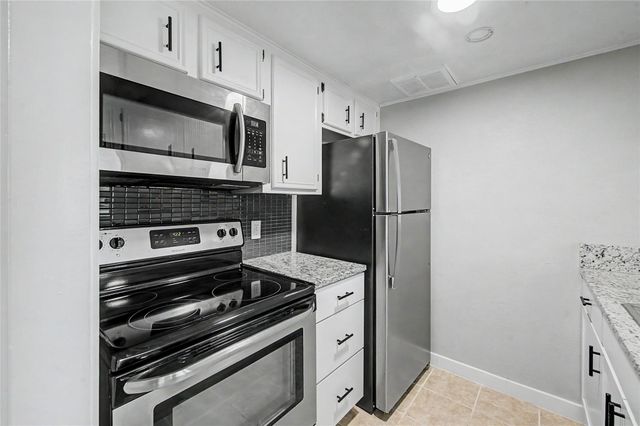 41 Cypress Fairway VLG, Wimberley, TX 78676