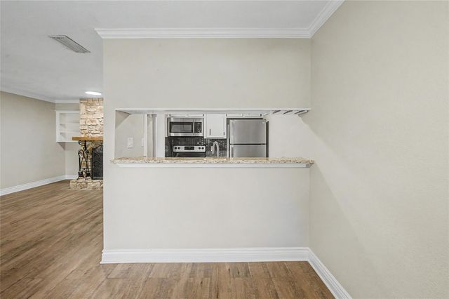 41 Cypress Fairway VLG, Wimberley, TX 78676