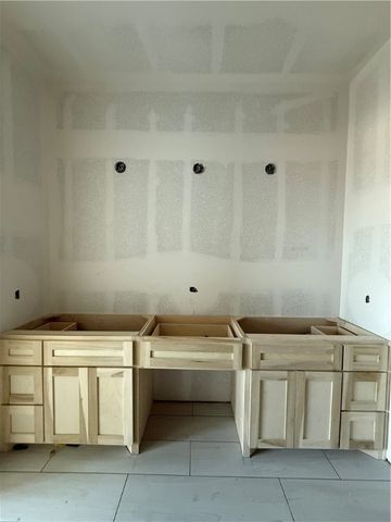 1804 White Ibis Dr, Portland, TX 78374