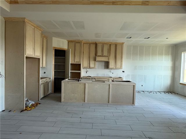 1804 White Ibis Dr, Portland, TX 78374