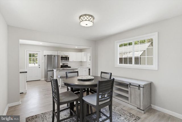 38 E 2ND ST, Florence, NJ 08518