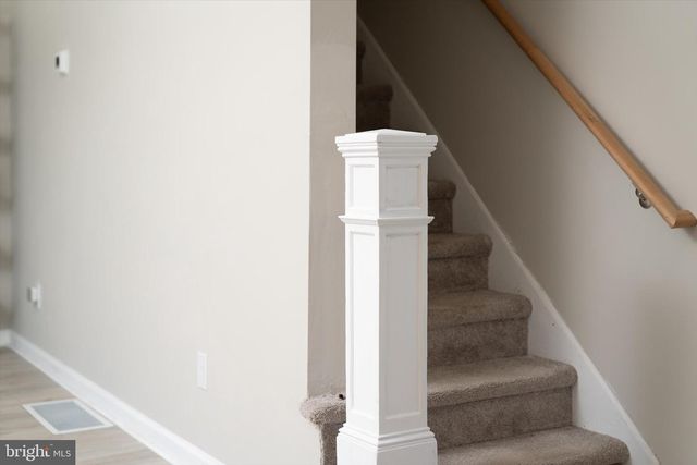 38 E 2ND ST, Florence, NJ 08518