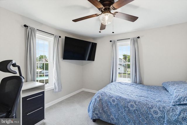 38 E 2ND ST, Florence, NJ 08518