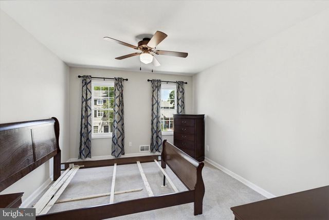 38 E 2ND ST, Florence, NJ 08518