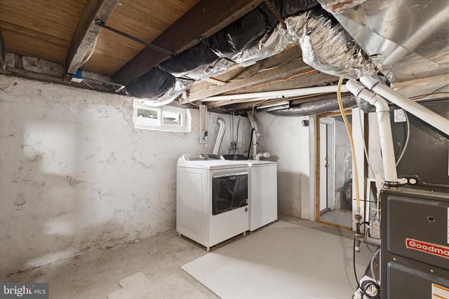 38 E 2ND ST, Florence, NJ 08518