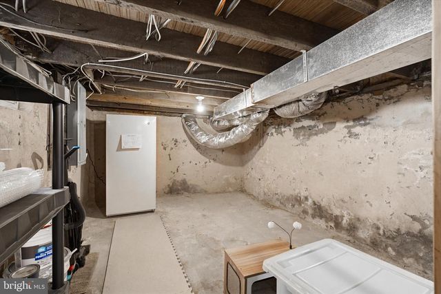 38 E 2ND ST, Florence, NJ 08518