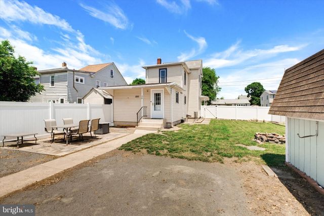 38 E 2ND ST, Florence, NJ 08518
