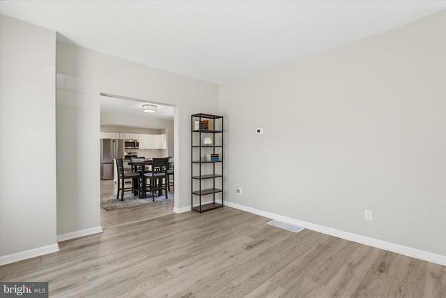 38 E 2ND ST, Florence, NJ 08518