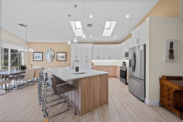 4706 Carlton Golf Drive, Lake Worth, FL 33449