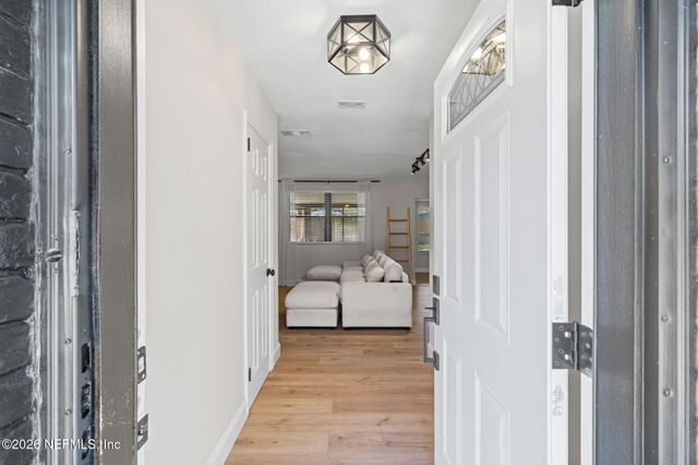 926 NIGHTINGALE Road, Jacksonville, FL 32216