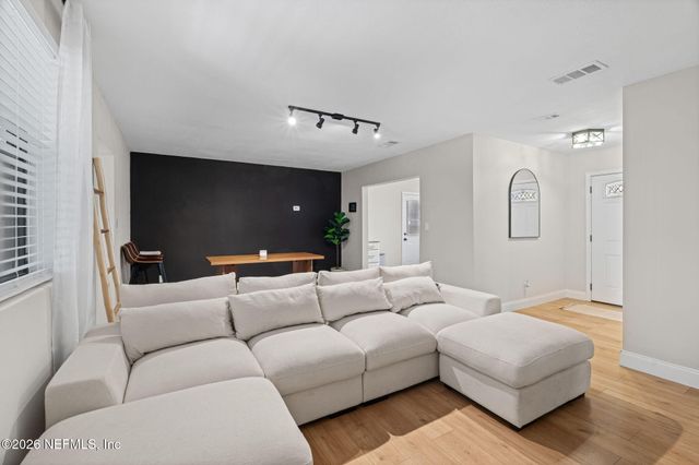 926 NIGHTINGALE Road, Jacksonville, FL 32216