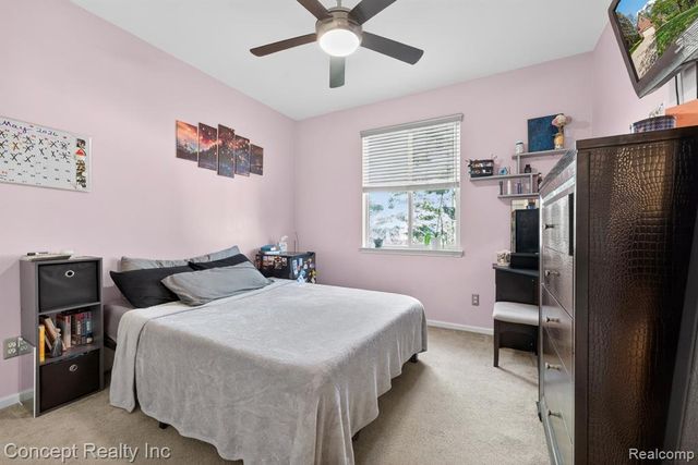 42392 White Hart Boulevard, Canton, MI 48188