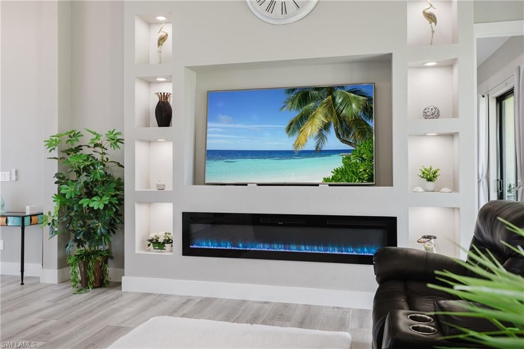 Image 11 of property listing at 4126 NW 39th ST, Cape Coral, FL 33993