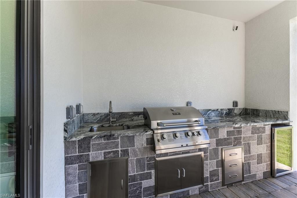 Image 23 of property listing at 4126 NW 39th ST, Cape Coral, FL 33993