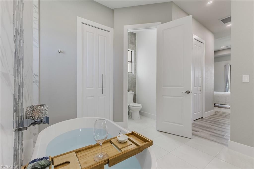 Image 36 of property listing at 4126 NW 39th ST, Cape Coral, FL 33993