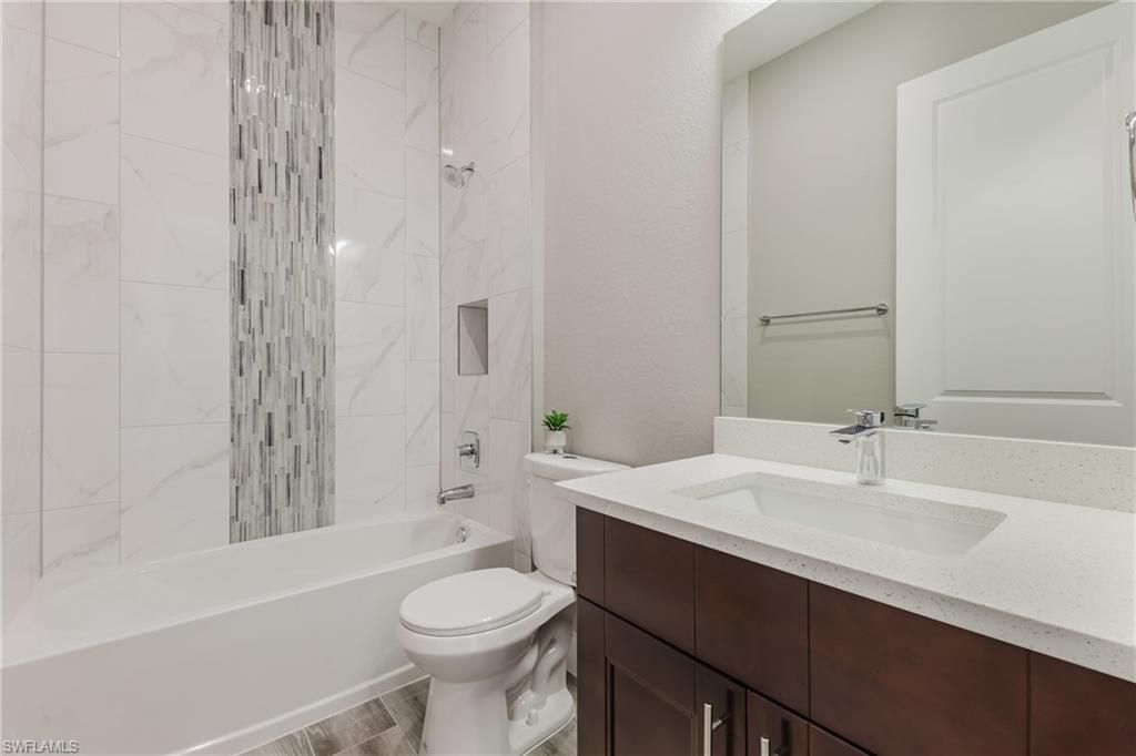 Image 40 of property listing at 4126 NW 39th ST, Cape Coral, FL 33993