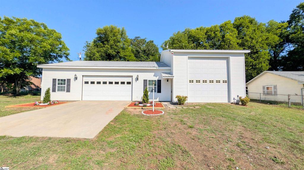 193 Laurel Street, Spartanburg, SC 29303