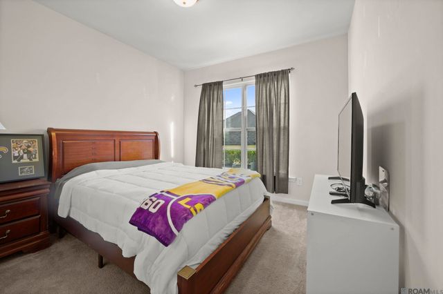 15421 Mossystone Dr, Prairieville, LA 70769