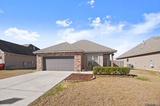 15421 Mossystone Dr, Prairieville, LA 70769