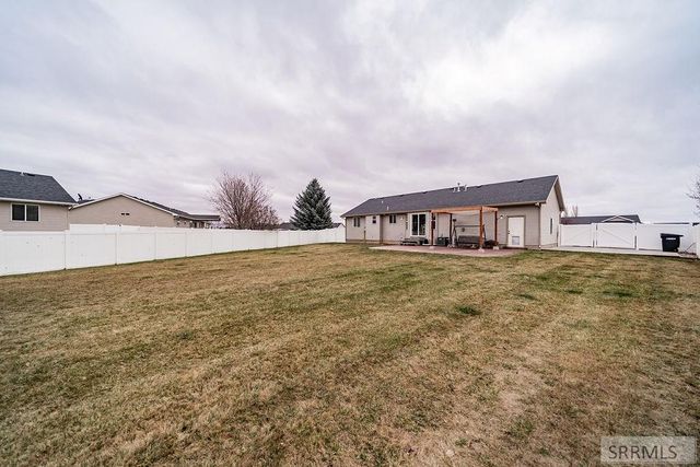 3237 John Adams Parkway, Ammon, ID 83406