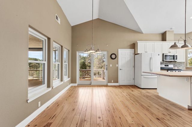 14341 Indian Springs Rd, Penn Valley, CA 95946