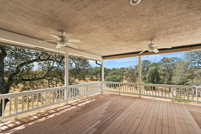 14341 Indian Springs Rd, Penn Valley, CA 95946