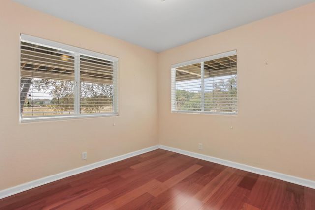 14341 Indian Springs Rd, Penn Valley, CA 95946