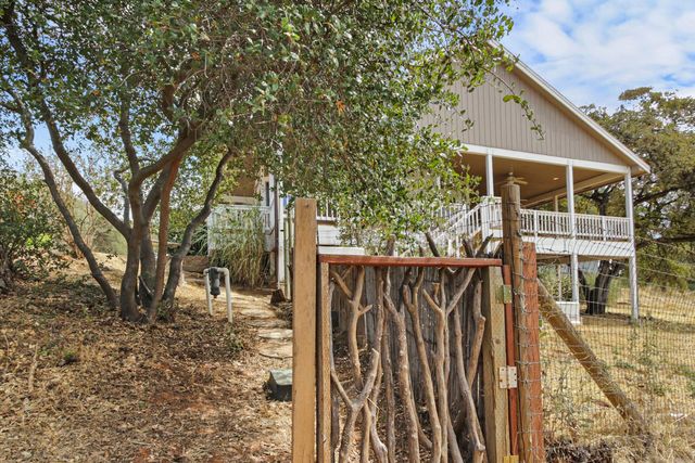 14341 Indian Springs Rd, Penn Valley, CA 95946