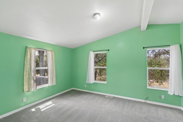 14341 Indian Springs Rd, Penn Valley, CA 95946