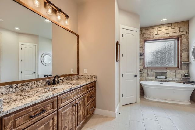 100 Gabgrove CT, Georgetown, TX 78633