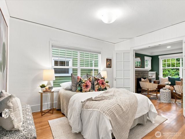 6742 7th Avenue NW, Seattle, WA 98117
