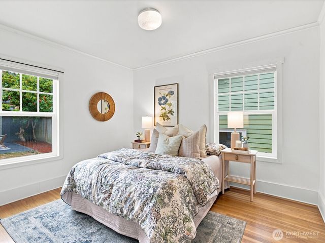 6742 7th Avenue NW, Seattle, WA 98117