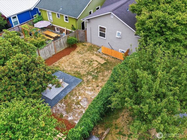 6742 7th Avenue NW, Seattle, WA 98117