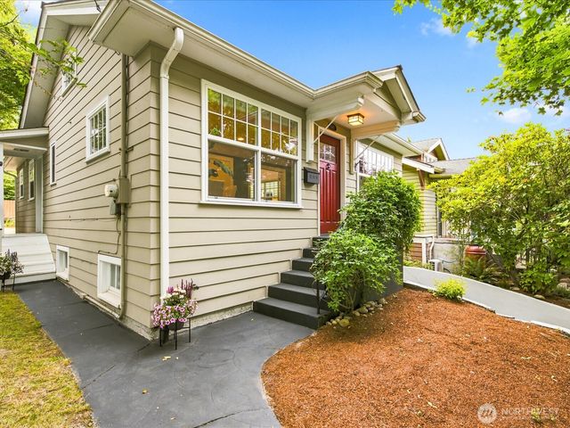 6742 7th Avenue NW, Seattle, WA 98117