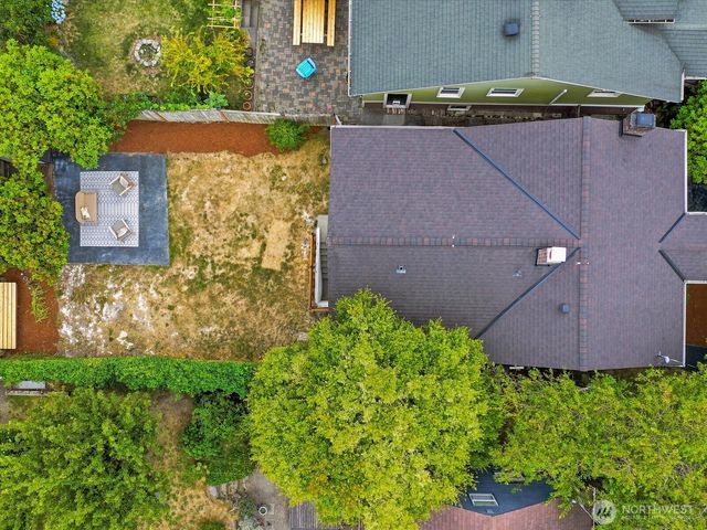 6742 7th Avenue NW, Seattle, WA 98117