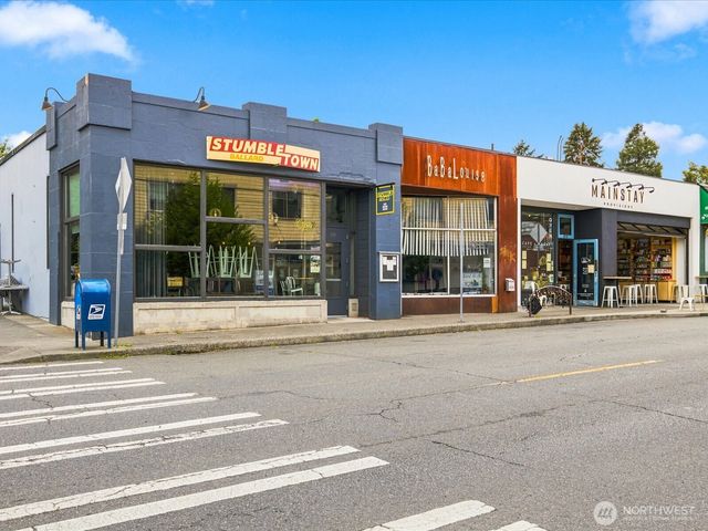 6742 7th Avenue NW, Seattle, WA 98117