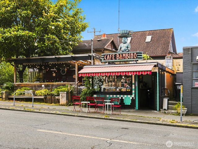 6742 7th Avenue NW, Seattle, WA 98117