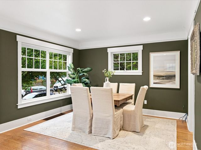 6742 7th Avenue NW, Seattle, WA 98117