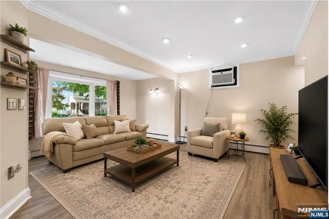44 E Quackenbush Avenue, Dumont, NJ 07628