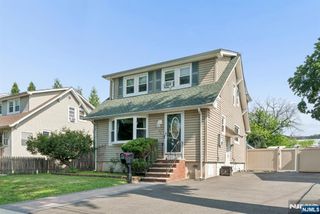 44 E Quackenbush Avenue, Dumont, NJ 07628